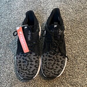 Fabletics Black & Gray Leopard Knit Training Sneakers